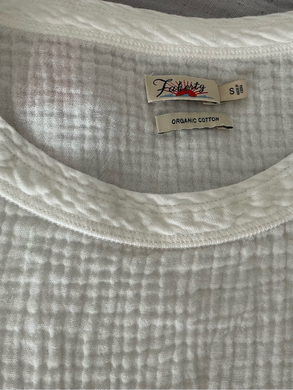 Faherty Cotton Gauze Shirt - Picture 3 of 5